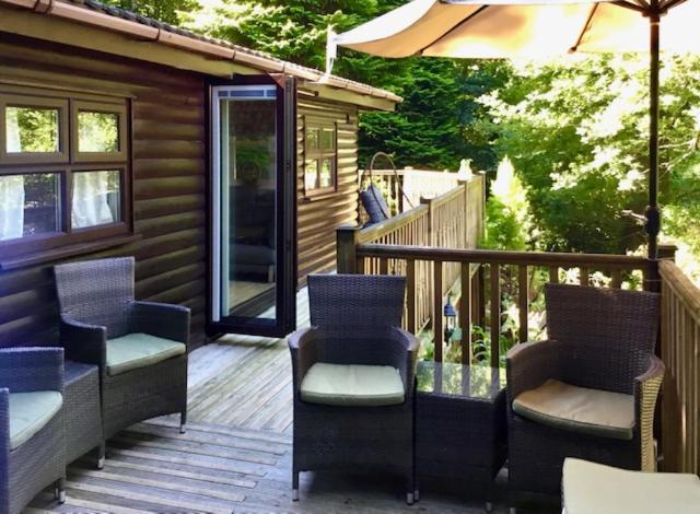 Mistletoe One Luxury Lodge With Hot Tub Windermere Eksteriør bilde