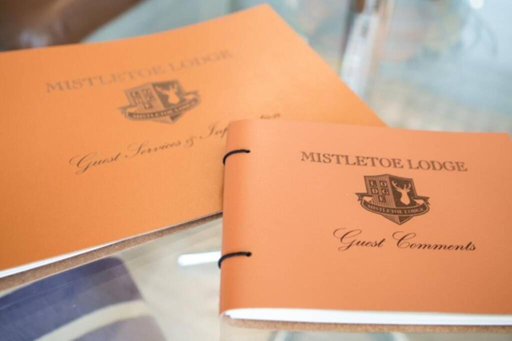 Mistletoe One Luxury Lodge With Hot Tub Windermere Eksteriør bilde