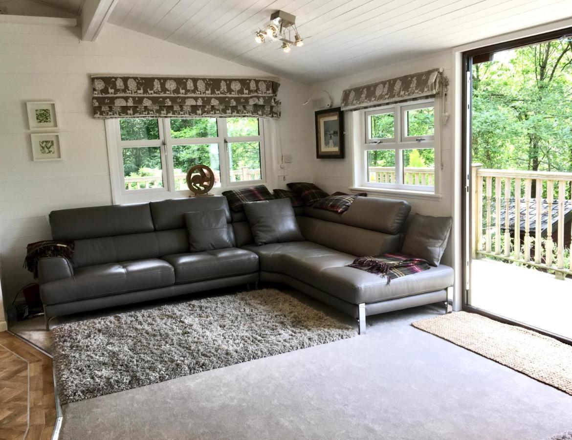 Mistletoe One Luxury Lodge With Hot Tub Windermere Eksteriør bilde